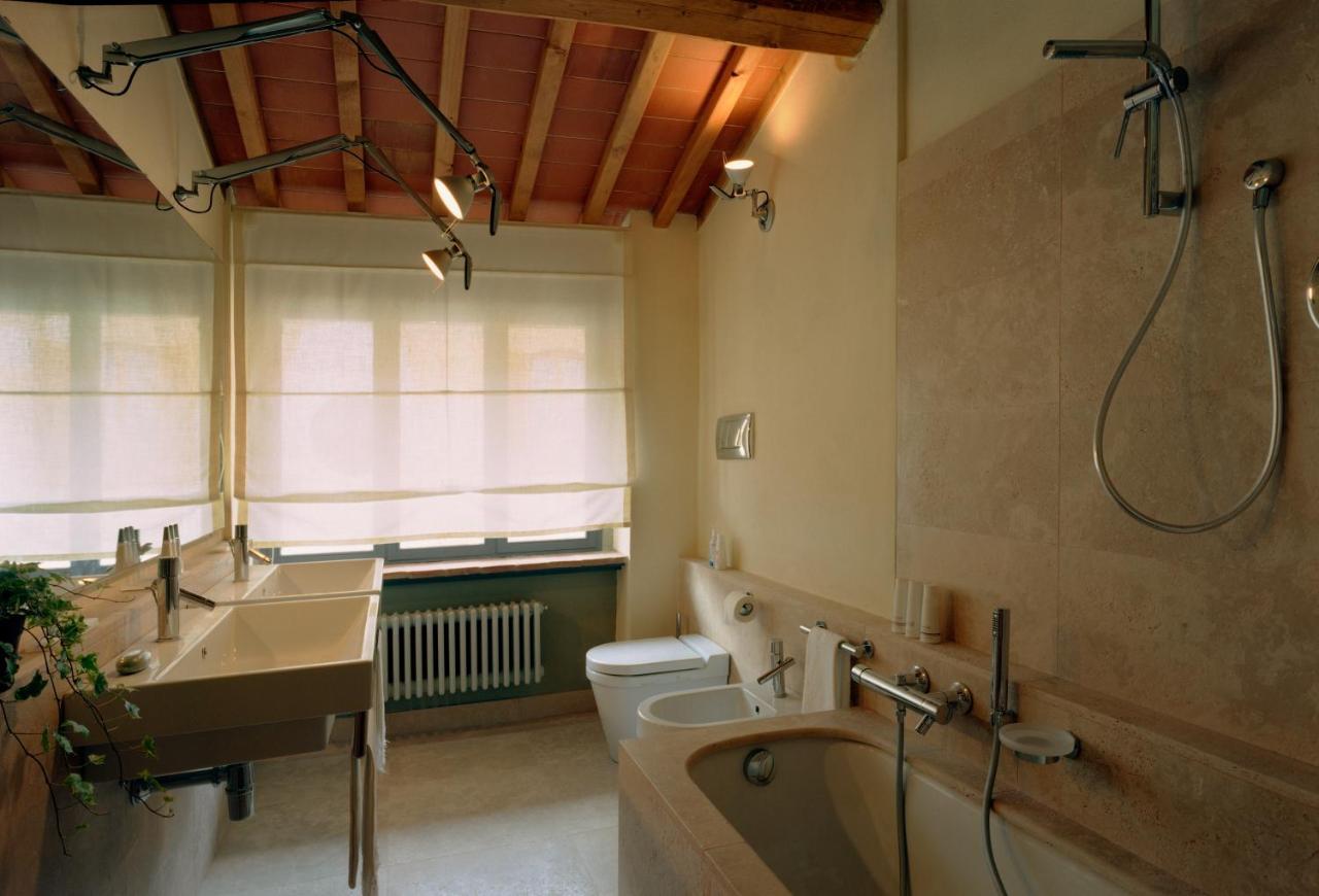 Fattoria Casamora - Suites Pian di Scò エクステリア 写真